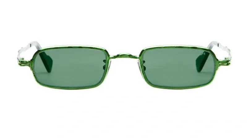KUBORAUM Z18 Mask sunglasses, front view, in translucent acetate inspired by Hamburger Bahnhof’s Dan Flavin light installation